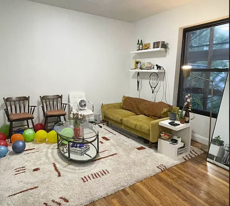 1st image of 200 W 94th St #5N