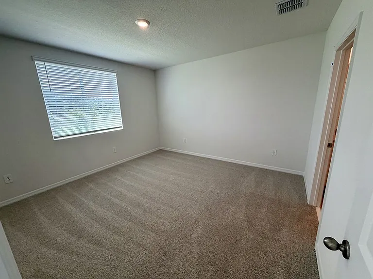 1483 Brekey Way — Photo 7