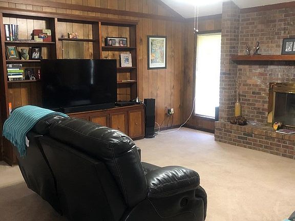 5th image of 1333 Council Cir