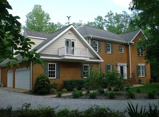 1015 Turners Landing Rd, Lanexa, VA 23089