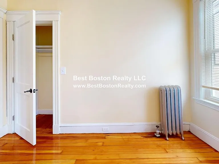 274 Belgrade Ave #2 — Photo 6