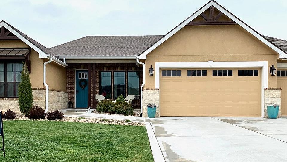 1st image of 1104 Lochenshire Cir