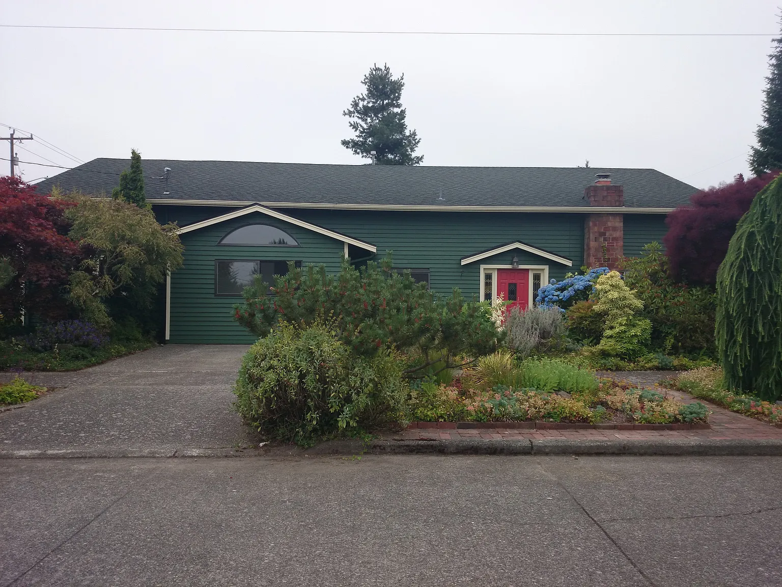 3255 28th Ave W photo 1
