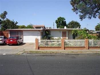 1st image of 2645 Illinois St