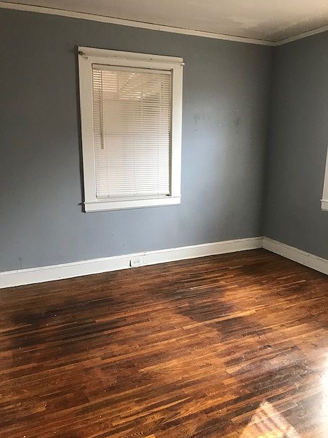 2nd image of 1101 Druid Cres