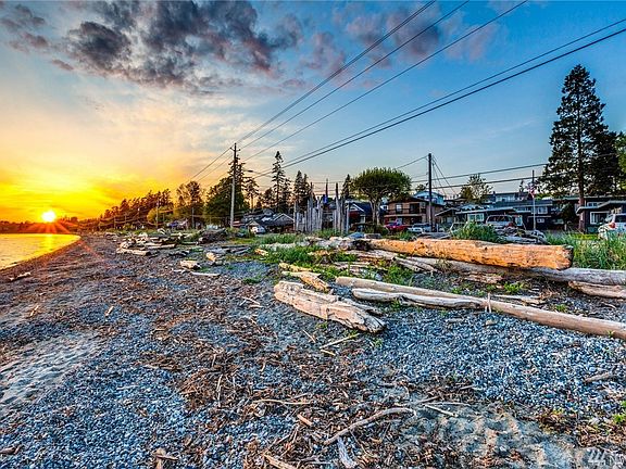 2nd image of 8226 Birch Bay Dr