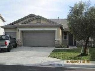 2863 Magellan Ln, Perris, CA 92571