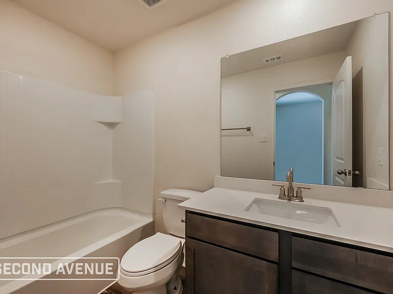 1321 Woodwinds Dr — Photo 21