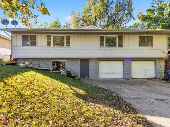 2704/2706 Ashby Ave, Des Moines, IA 50310