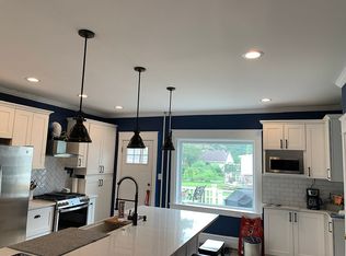 501 Thayer St, Ridley Park, PA 19078