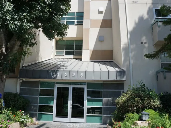 11225 Peach Grove St Unit 202, North Hollywood, CA 91601