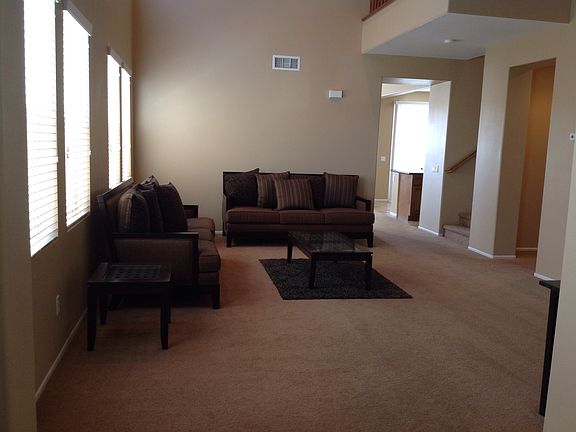 5th image of 15189 Bluffside Ln