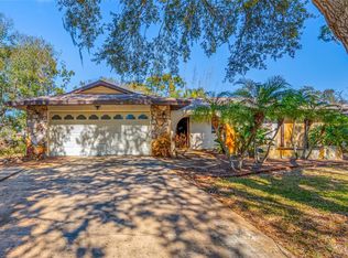 869 Seminole Blvd, Tarpon Springs, FL 34689