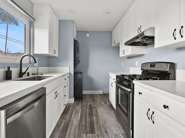 8415 Benjamin Dr #105, Huntington Beach, CA 92647