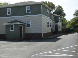 9609 18th Bay St APT 8, Norfolk, VA 23518