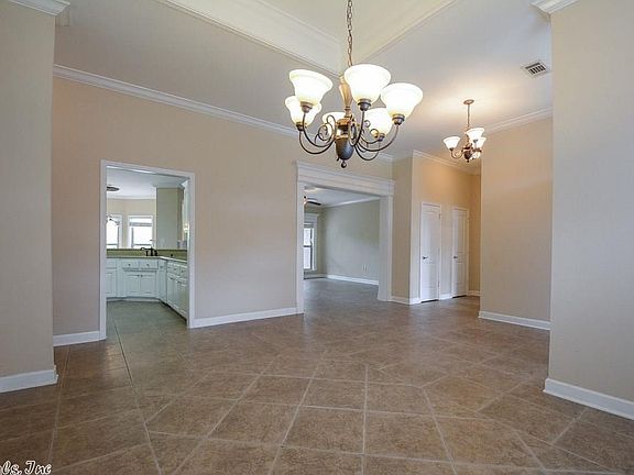 5th image of 501 Forest Oak Cv