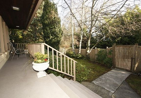 Covered fron deck