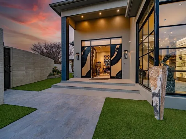 2702 Racquet Club Dr, Midland, TX 79705