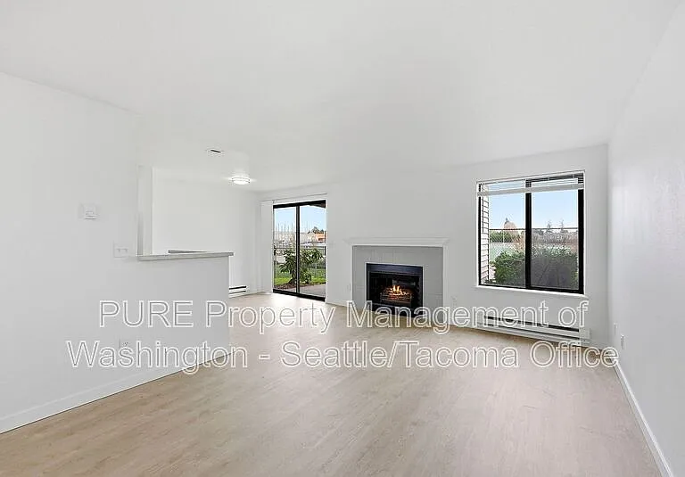 6601 S 8th St — Photo 143