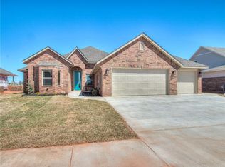 11109 SW 31st St, Yukon, OK 73099