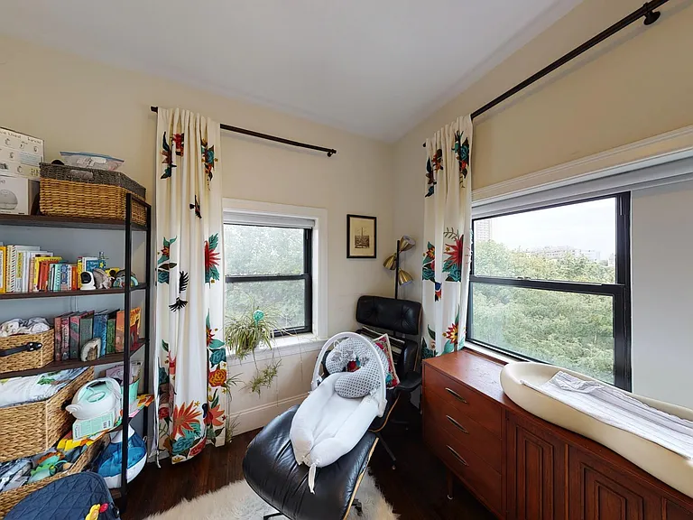 11 Newcomb St #10 — Photo 7