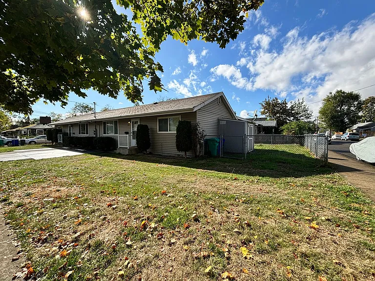 5109 SE 84th Ave — Photo 16