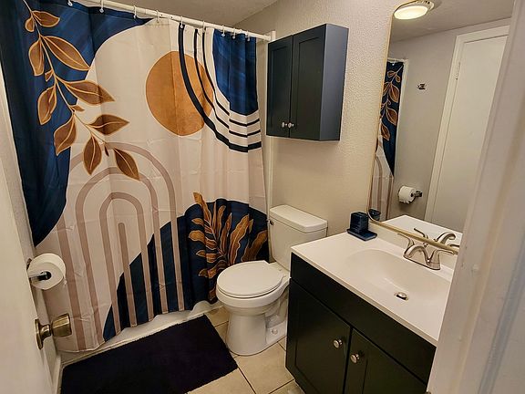 5th image of 507 W Westview St APT 5