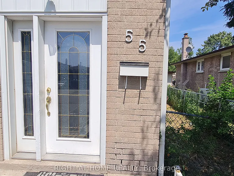 55 Littleleaf Dr #UPPER — Photo 2