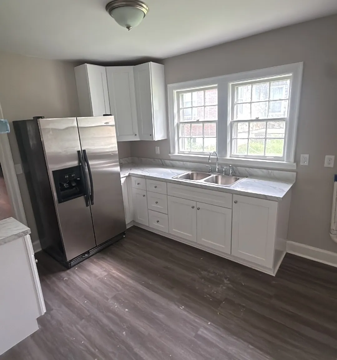 1606 E Sharpe Ave. - 1 — Photo 1