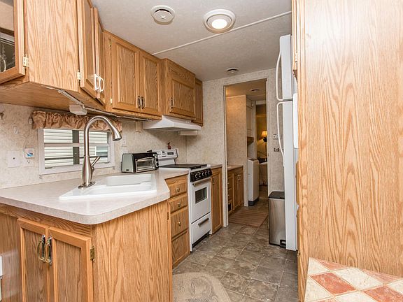 3rd image of 6153 State Highway 114 SW #14
