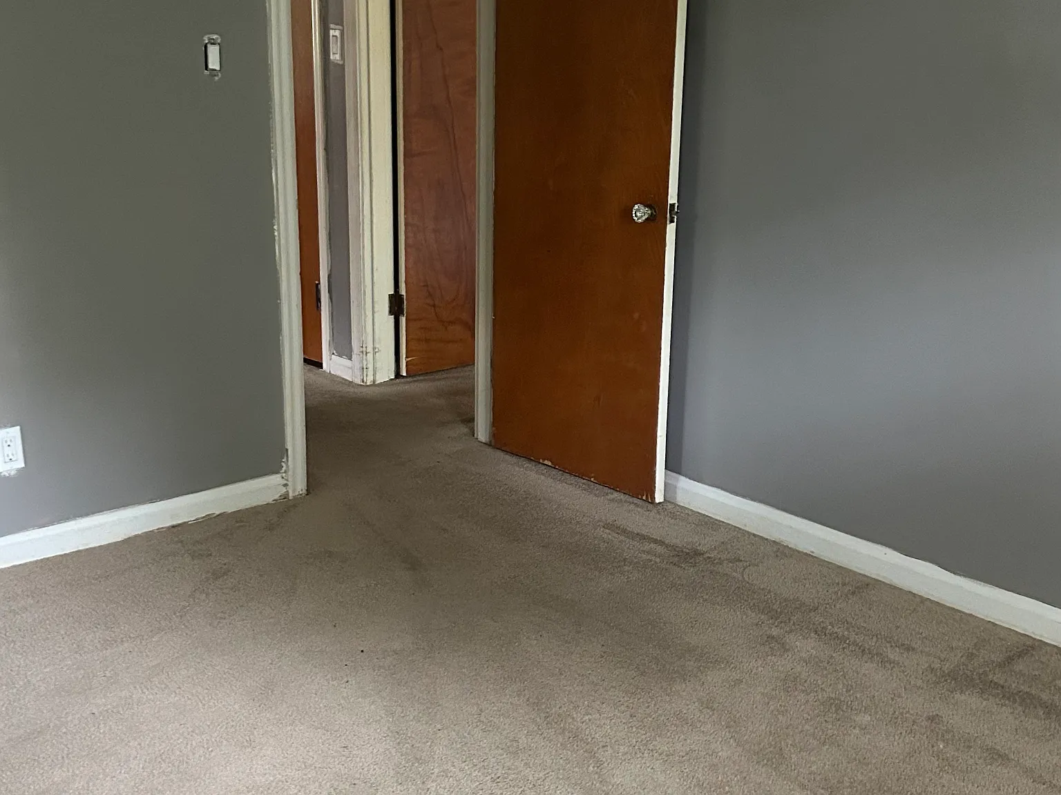 2 bed, 950 sqft, $1,000 — Photo 3