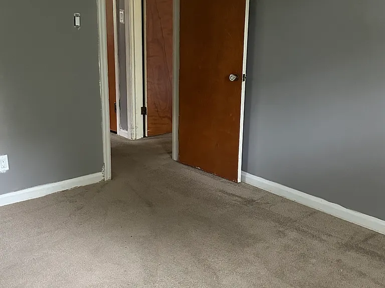 599 Rosemont Ave #2 — Photo 3