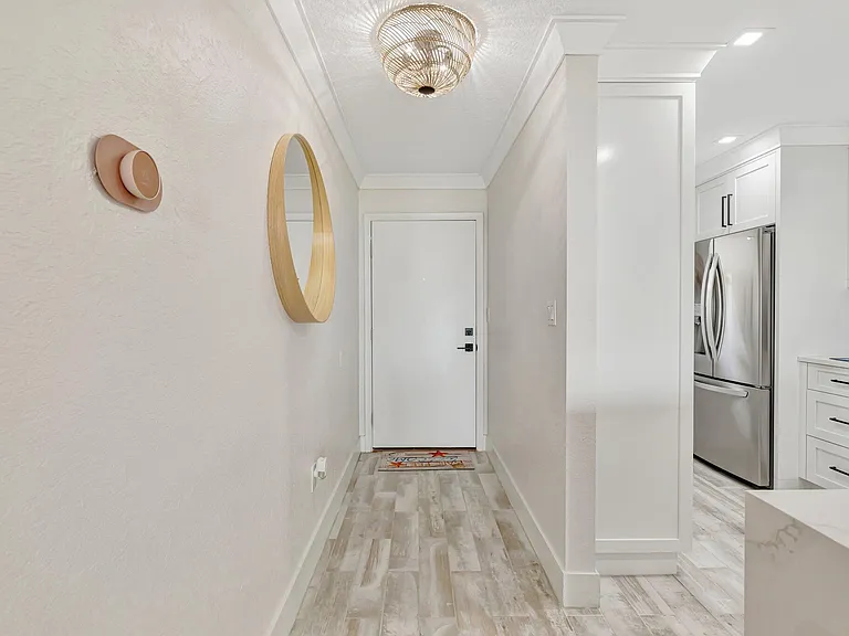 7420 S Ocean Dr #215 — Photo 2