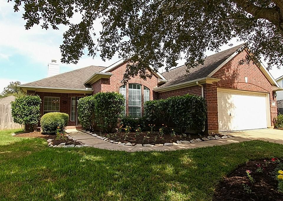 1st image of 10411 Five Oaks Ct