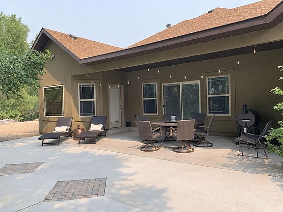 5th image of 358 River Bend Dr