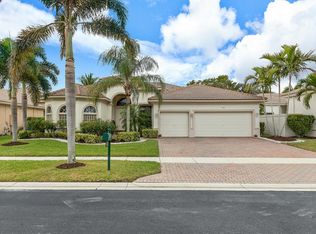 2621 Arbor Ln, Royal Palm Beach, FL 33411