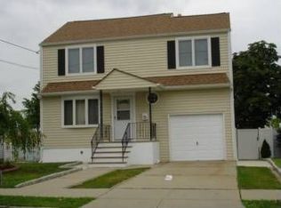 142 Ivy St, Kearny, NJ 07032