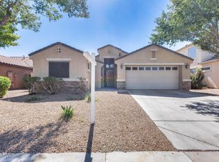 751 E Mule Train Trl, San Tan Valley, AZ 85143