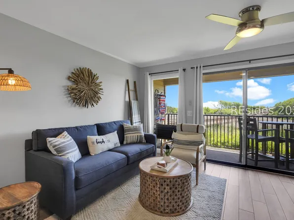40 Folly Field Rd APT A124, Hilton Head Island, SC 29928