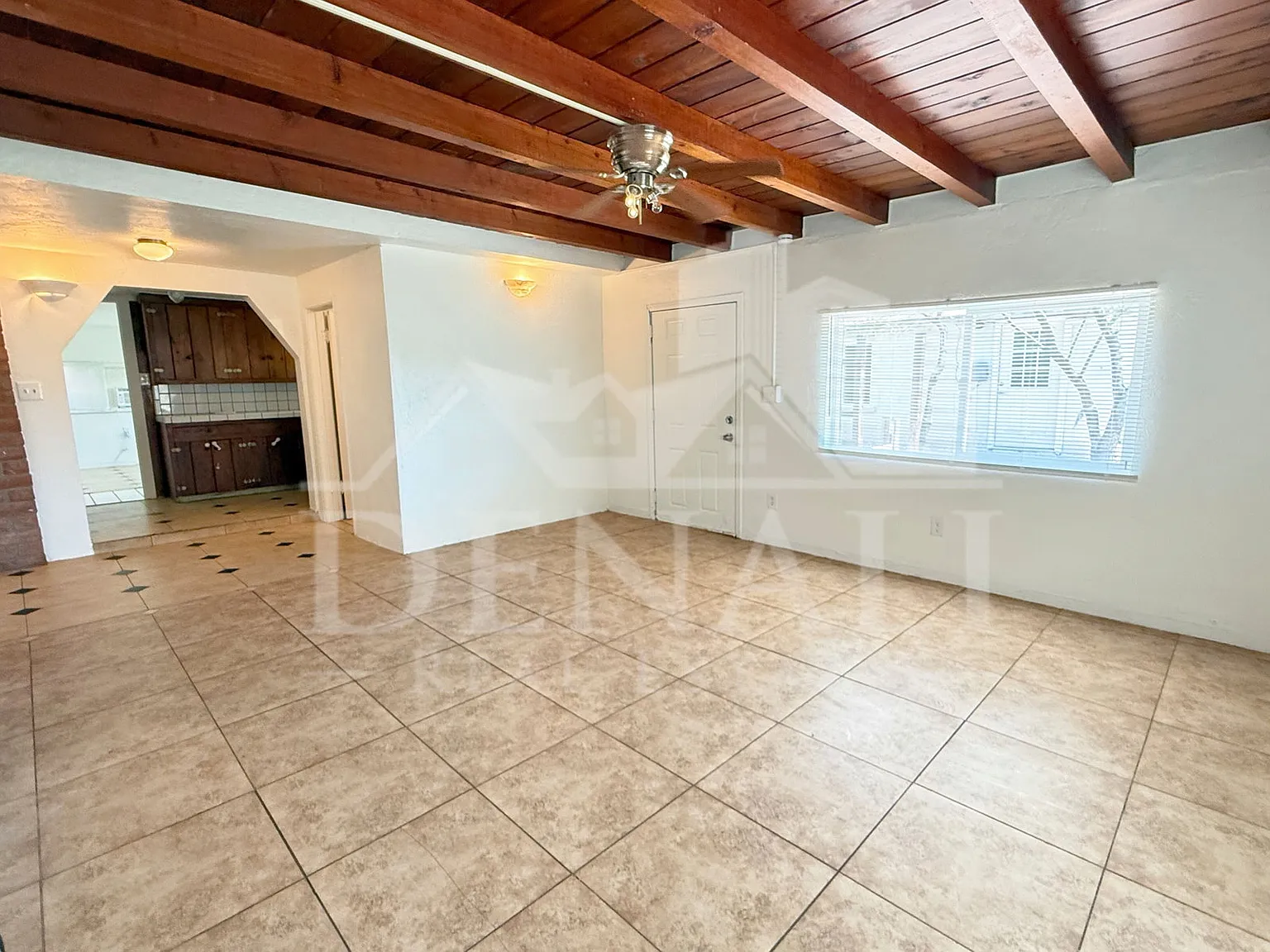 1 bed, 2.0 bath, 1100 sqft, $1,395 — Photo 2