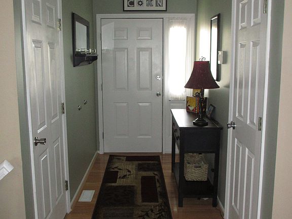 Front Entry Way