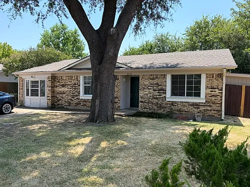 2524 Catalina Way Photo 1
