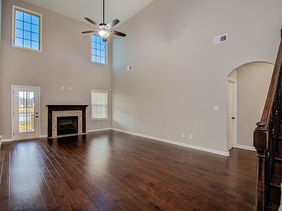 4th image of 1536 Kestrel Dr