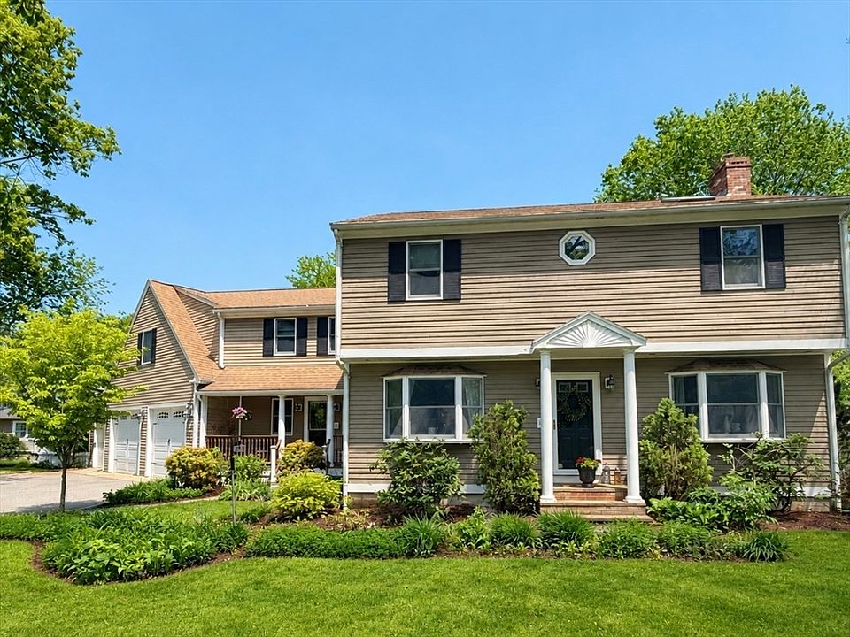 1st image of 9 Pondview Ave