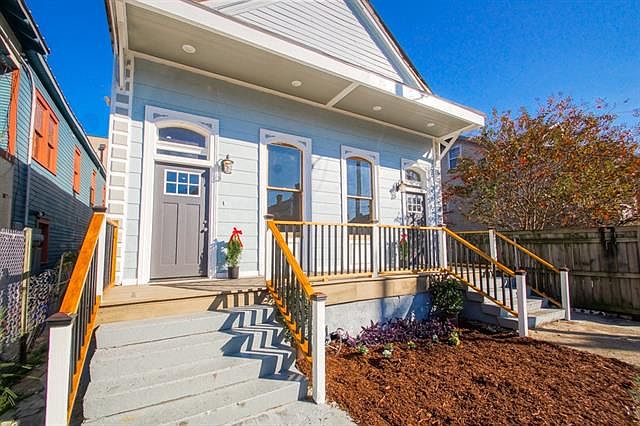 1st image of 1223 Saint Anthony St #25