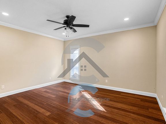 5th image of 41 Ozark Dr
