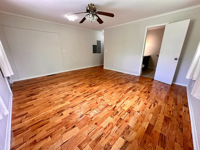 4215 Old Norcross Rd — Photo 17