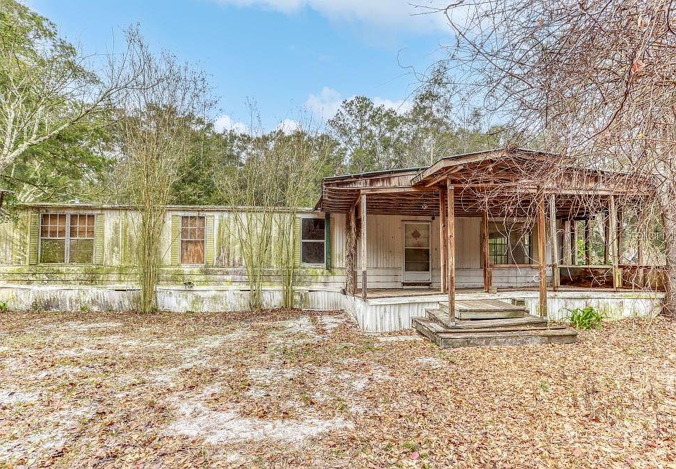 1st image of 326 SE JEFFERSON GLEN