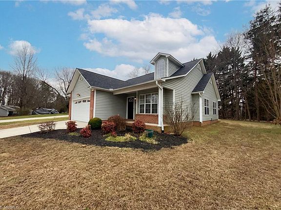 2nd image of 3803 Payne Rd