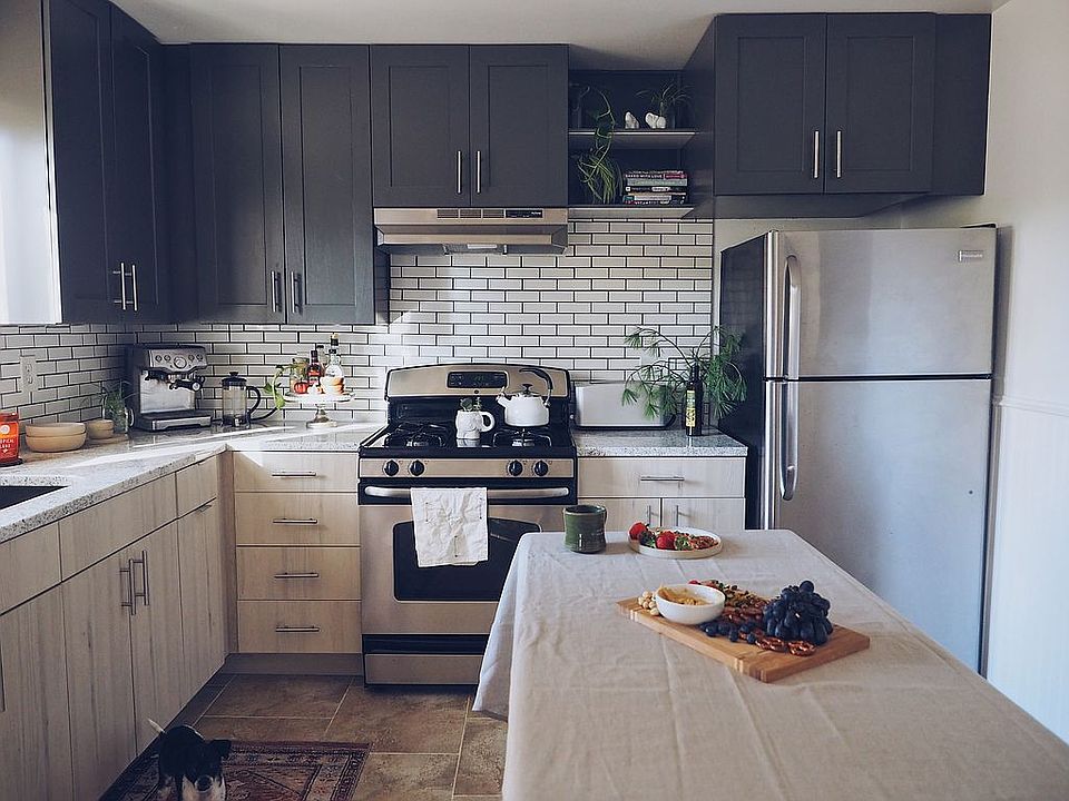 1st image of 2989 Jamestown Dr